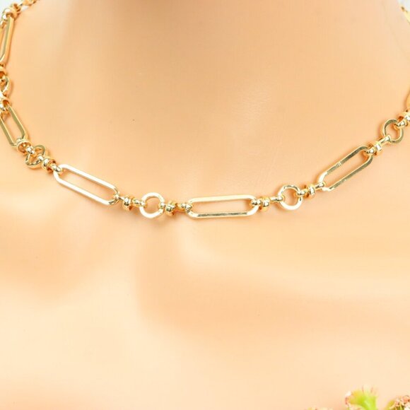 "Minimalist & Elegant Necklace Chain – Perfect for Women & Girls | UNVRC1567 - Picture 2 of 10